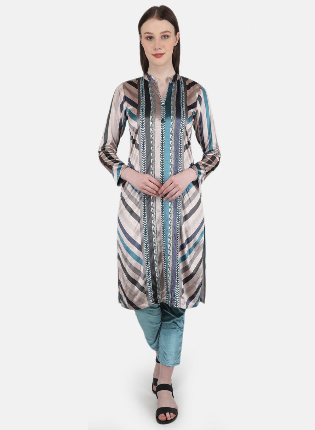 Buy Women Ethnic Wear Online - Woollen Kurtis, Velvet Kurtis, Winter  Shawls, Indo Western & Ethnic Wear Store Online in India